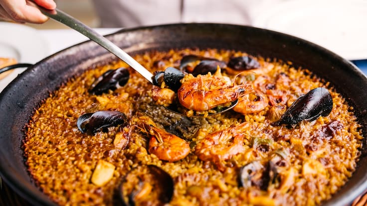 Quique Dacosta cuenta lo que pasa en su restaurante de Londres cuando sirve una paella: cualquier chef se ofendería