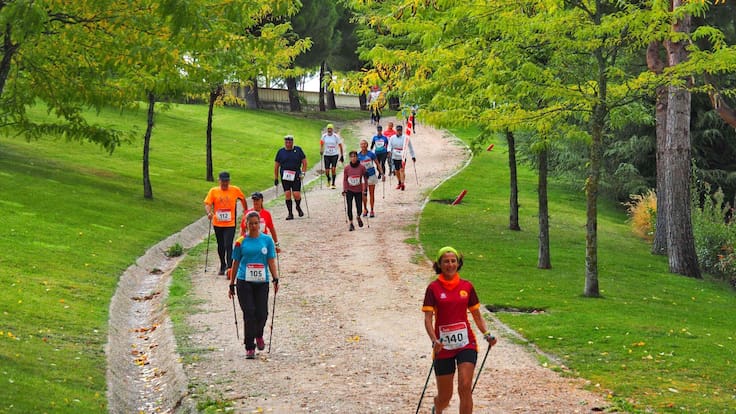 Hablamos con Marcelino López, técnico deportivo de Marcha Nórdica, sobre el estreno del nuevo circuito abierto para ese deporte en Tres Cantos