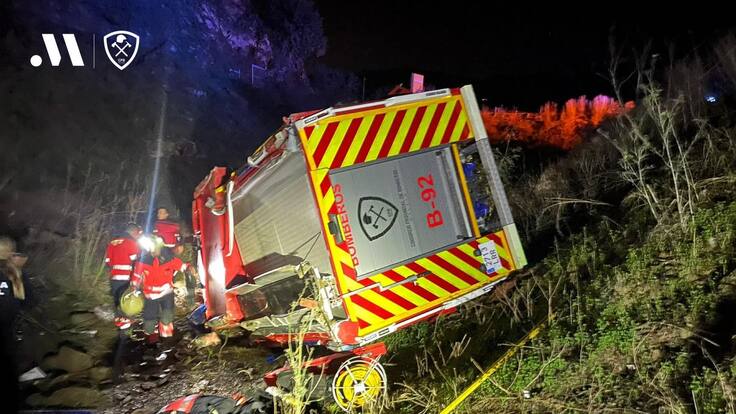 "El camión se ha despeñado por un barranco de 25 metros" Manuel Marmolejo, pte consorcio prov de bomberos de Málaga