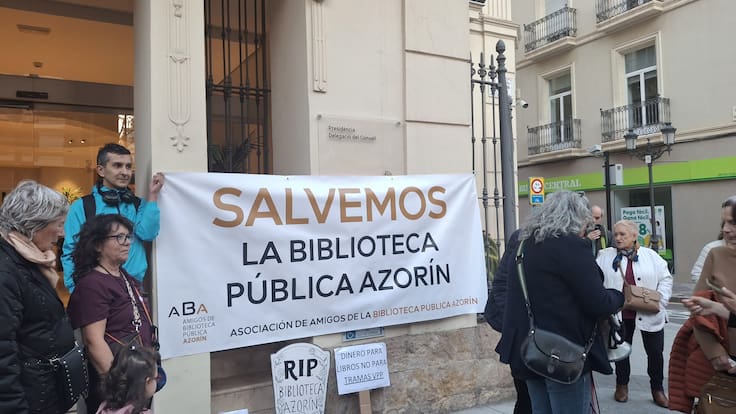 Águeda Micó, diputada de Compromís, preguntará en el Congreso por la rehabilitación de la Biblioteca Azorín