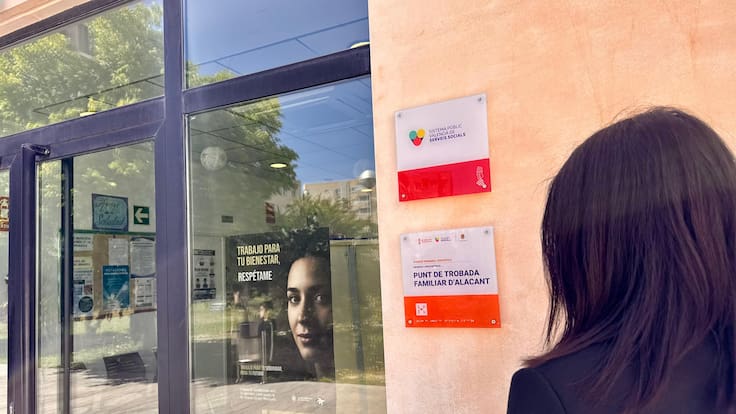 Madres usuarias del Punto de Encuentro Familiar de Alicante insisten en que sus hijos están en peligro en la actual ubicación de Urbanova