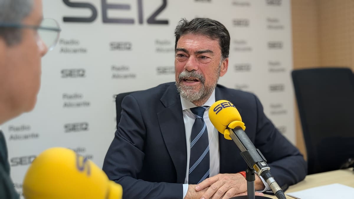 Luis Barcala, alcalde de Alicante, en Hoy por Hoy Alicante aborda el escándalo de las adjudicaciones de VPP en Les Naus