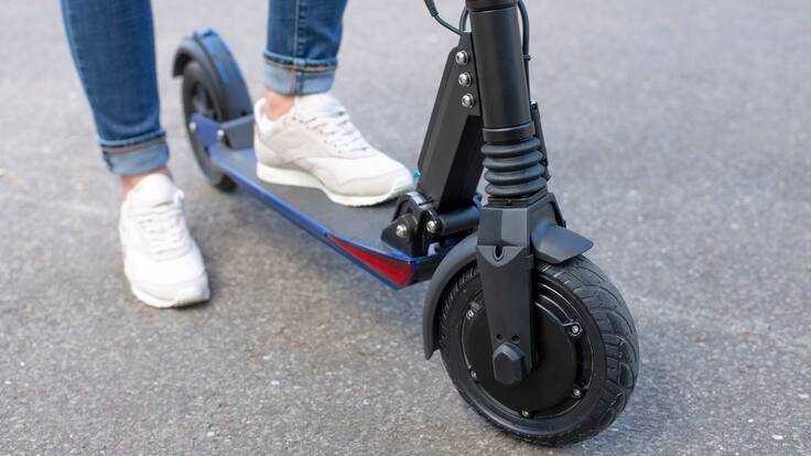 Julio Rodríguez Fuentetaja, intendente jefe de la Policía Local de Segovia, nos habla del problema con los patinetes eléctricos en Segovia.