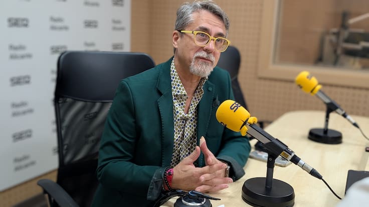 Alfredo Corell, catedrático de Inmunología en la Universidad de Sevilla y divulgador, en Hoy por Hoy Alicante