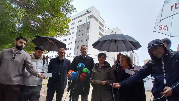 Isabel Rodríguez, ministra de Vivienda, exige que las comunidades del PP apliquen la Ley de Vivienda para impedir escándalos como en Les Naus