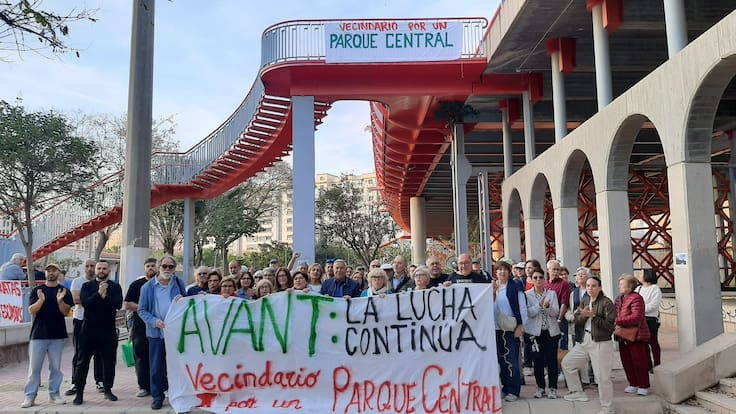 Vicente Alcaraz, portavoz de Vecindario por Un Parque Central, anuncia movilizaciones en junio y una recogida de firmas