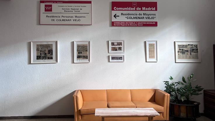 Carlos Gómez, portavoz de Ganemos Colmenar, denuncian la situación de la comida servida en la Residencia de Mayores de la localidad