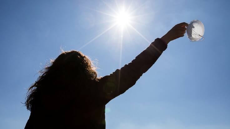 La Columna de Carlos Arcaya: «Hemos salido de la pandemia por el esfuerzo colectivo y no por irnos a tomar cañas»