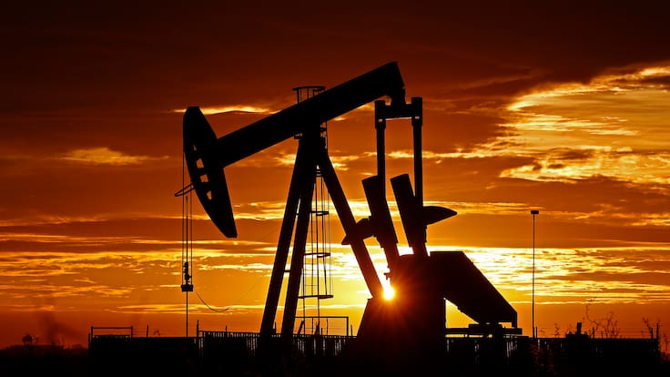 El precio del petróleo baja en el primer día de cotización después de la captura de Maduro