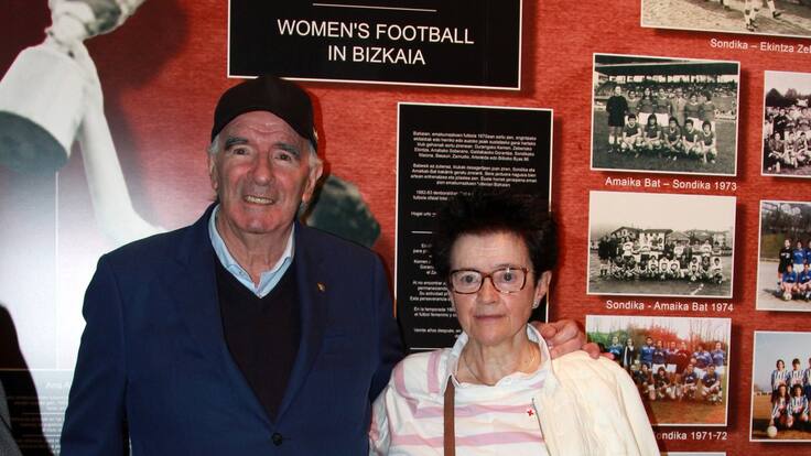 Ana Astobieta, la primera entrenadora del fútbol vasco