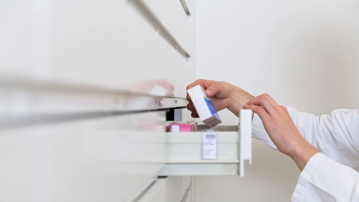 Los farmacéuticos de Palencia alertan: "Se están vendiendo en la red medicamentos que no deberían venderse"