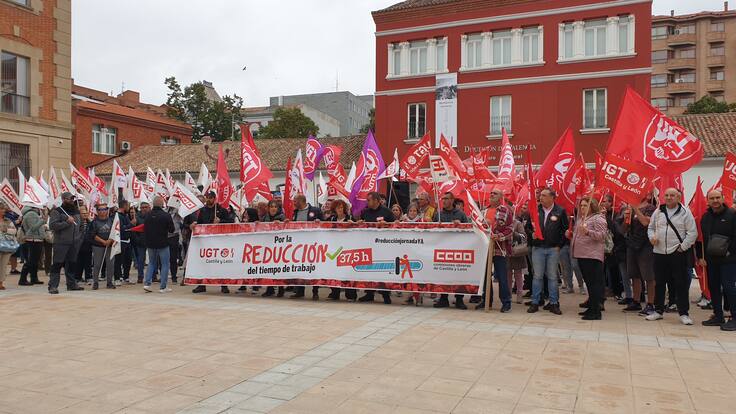 UGT y CCOO reivindican la jornada laboral de 37,5 horas que afectaría a más de 15.000 trabajadores en Palencia