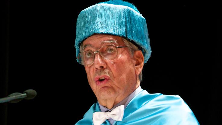 Enrique Rubio, catedrático emérito de Literatura Española de la UA, recuerda a Mario Vargas Llosa y la vinculación del autor peruano con la UA y con Alicante, en Hoy por Hoy Alicante