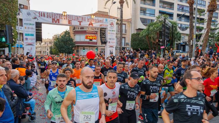 Forajidos. San Silvestre Internacional Crevillentina con Antonio Mas-Presidente Club Marathon Crevillente, organizador de la carrera