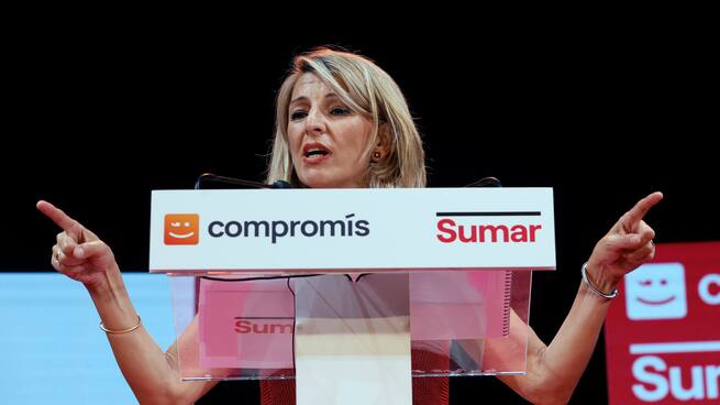 La izquierda vuelve a recortar ligeramente tras los primeros mítines de campaña