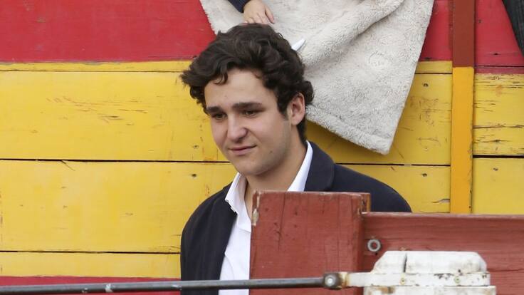 Julio Iglesias en el nuevo Bernabéu y check list de la boda de Tamara