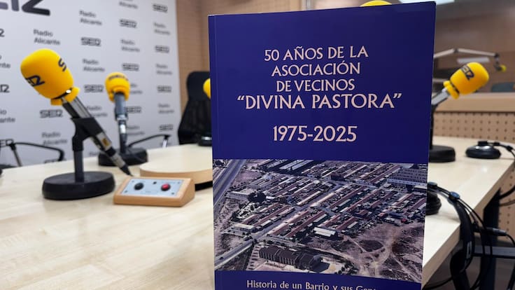 Entrevista a José Luis Pérez, Ángela Pérez y Jesús Gil, de la AAVV Divina Pastora, en Hoy por Hoy Alicante
