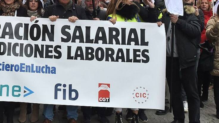 "Exigimos sueldos acordes con beneficios" E Camps, Banca CCOO