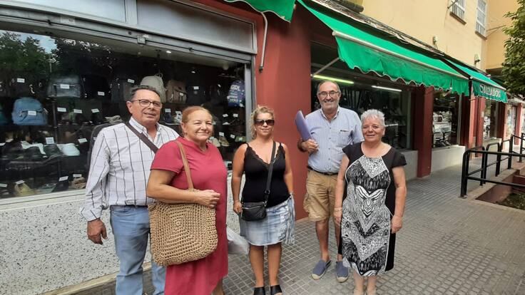 Vecinos de Las Flores piden a las administraciones celeridad ante el problema de las aguas fecales en la barriada