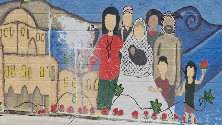 Simón Ubeira, del Colectivo Palestina Baixo Miño, sobre el mural en O Rosal