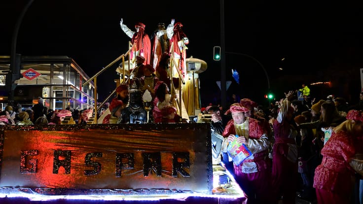 Carlos Bolarín, concejal de Festejos de San Sebastián de los Reyes, sobre las visitas a las carrozas de la Cabalgata de Reyes