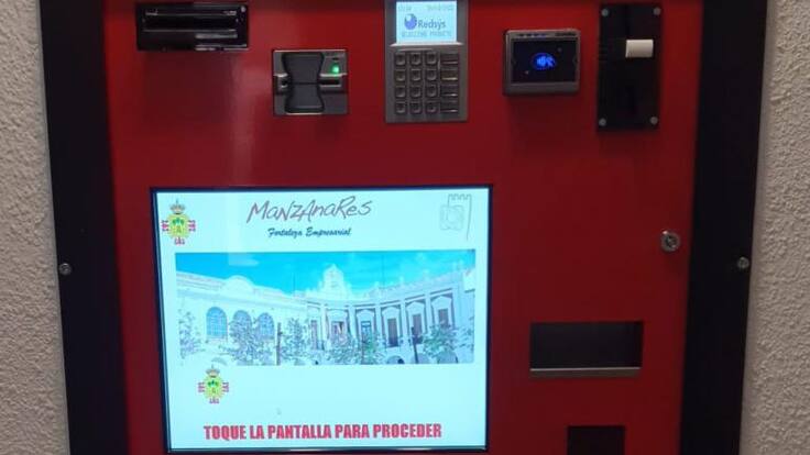 La curiosa forma de pagar los impuestos en Manzanares: un cajero de tributos