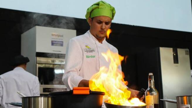 Fernando Guadalupe y David Hernández se coronan en el Campeonato de Jóvenes Cocineros de Canarias 2022