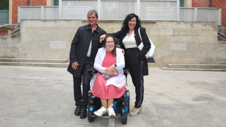 Noelia Da Costa, una persona con discapacidad física en el campus de Araba