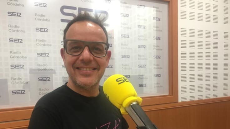 Ángel LLácer estrena en Córdoba 'La jaula de las locas'