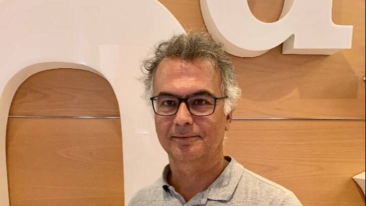 Charlamos con el escritor Miguel Sobrino