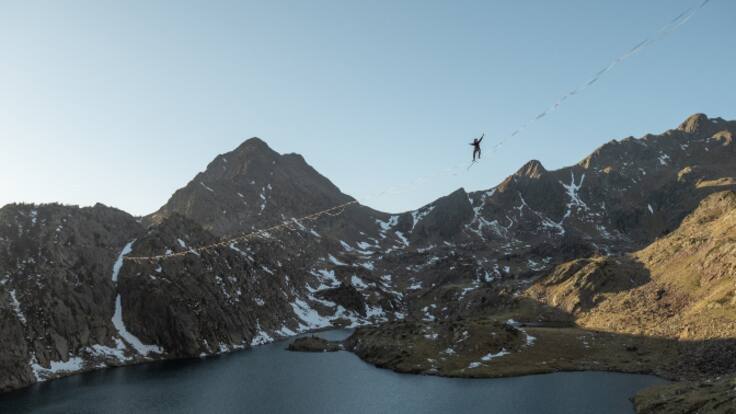 REPORTATGE. El preu de caminar pel cel del Pirineu