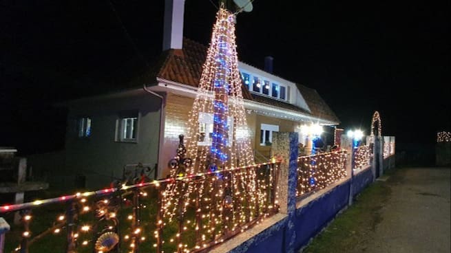 A aldea de Codeseda ilumínase no Nadal (Lalín)