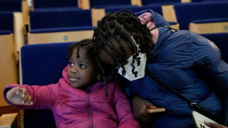 Una niña seleccionada genéticamente salva la vida de su hermana