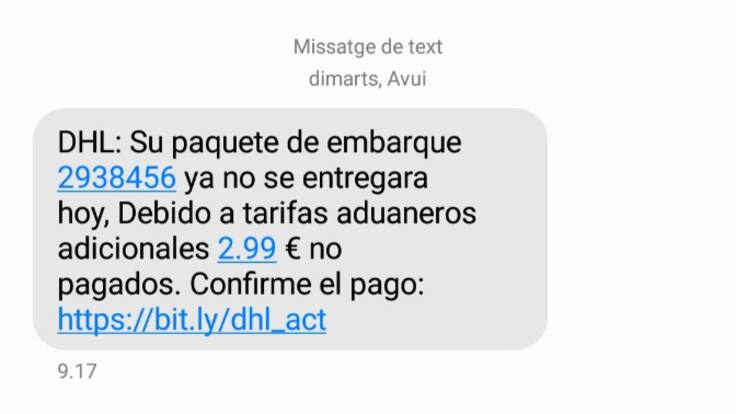 REPORTATGE. Els Mossos preveuen un augment de les estafes durant la campanya de Nadal