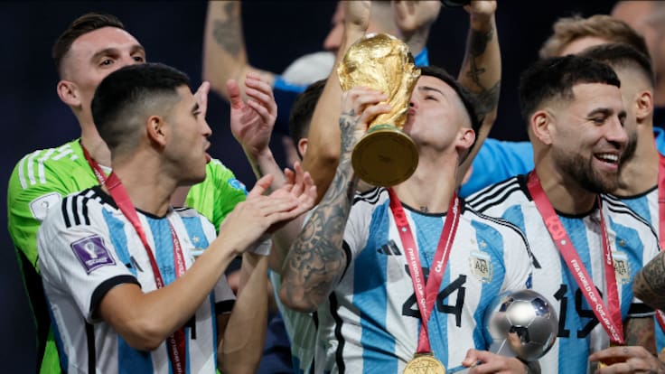 Gustavo López, sobre la gesta de su selección: "Hace dos años estaba jugando en Defensa y Justicia y ahora es campeón del mundo"