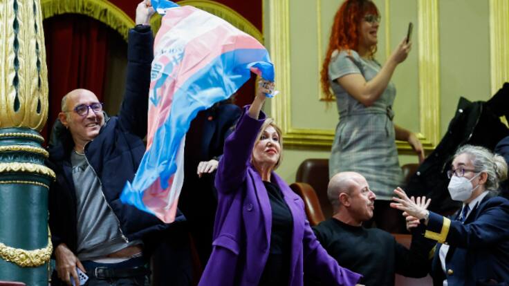 REPORTATGE. Juanhiuix sobre la llei trans: "Ha quedat curta, però anem per bon camí"