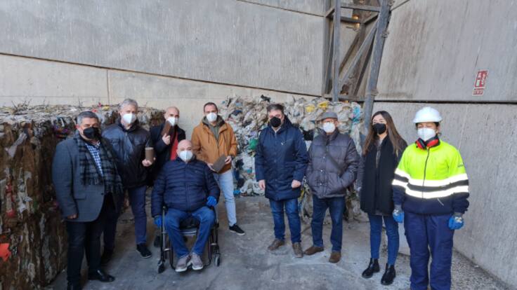 Antonio Ruescas, presidente de la Asociación de Personas con Discapacidad Física de Villena y Comarca, sobre el proyecto junto a CREA