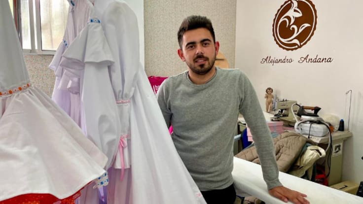 Alejandro Andana primer premio de Jóvbenes Diseñadores en el SIMOF 2022