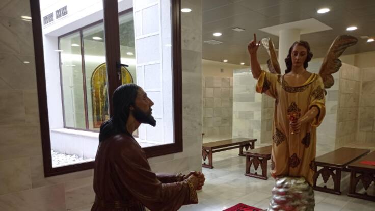 La concejalía de Desarrollo Local de Lorca ejecuta la restauración de la Oración en el Huerto del Paso Blanco y nuevo mobiliario para esta cofradía