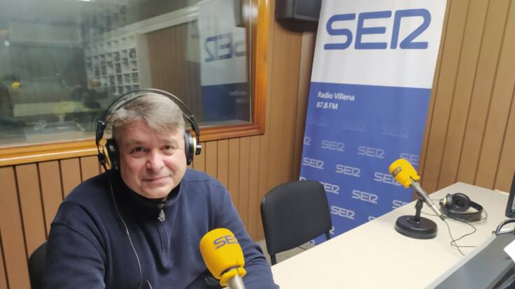 Paco Rosique, en Radio Villena SER