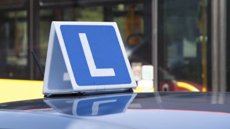 La subida del precio de la gasolina, el gasóleo y el gas «acabará repercutiendo en el precio del permiso de conducir