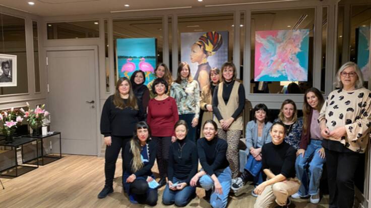 El Club de las Mujeres (In) Visibles: un espacio para fomentar la igualdad a través del arte