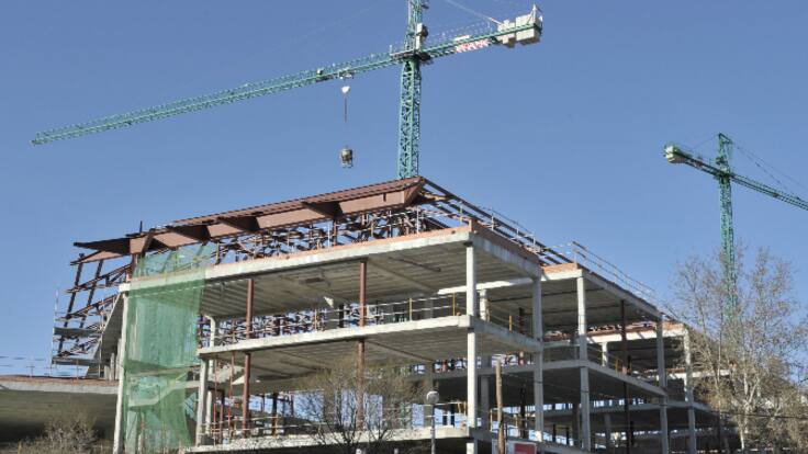 La huelga del transporte salpica la economía riojana