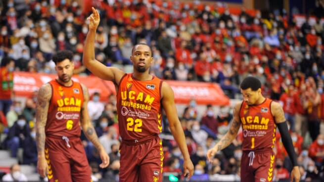 "Este UCAM Murcia CB nunca baja los brazos ni se rinde"