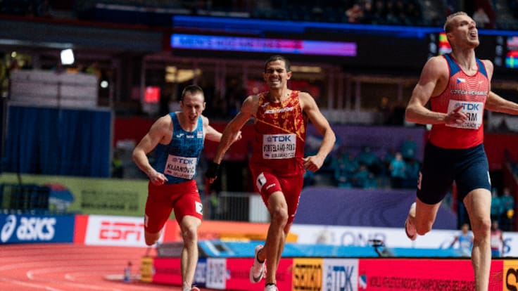 Bruno Hortelano: "La medalla pesa y mola porque representa todo el peso que me he quitado de encima"