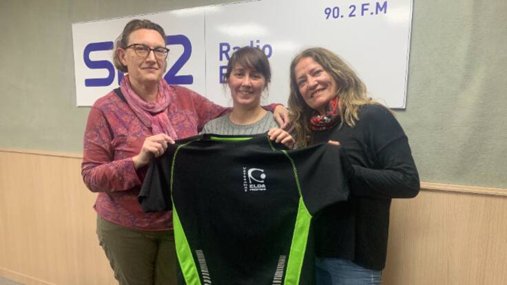 Las veteranas del Elda Prestigio Loli Martínez, Paqui Ibáñez y Salud Segura invitan a ex jugadoras a unirse a su colectivo