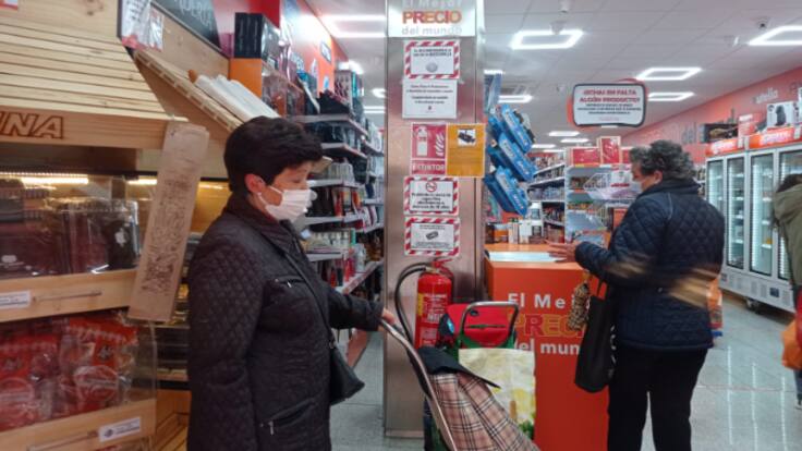 PRIMER DÍA SIN MASCARILLA EN INTERIORES