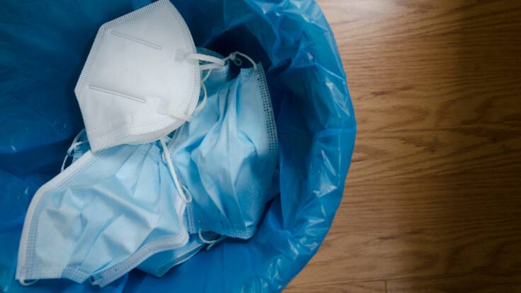 Debate sobre el uso de la mascarilla en interiores