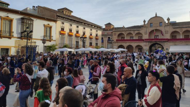 FRANCISCO MORALES, VICEALCALDE DE LORCA OFRECE DATOS TURÍSTICOS DE LA SEMANA SANTA