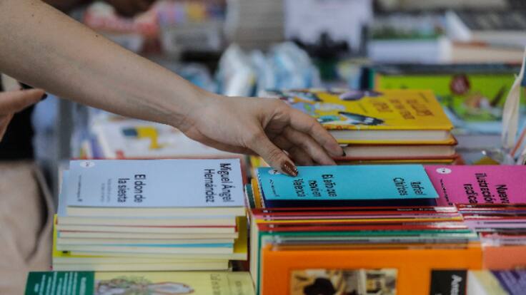 Entrevista en Hora 14 Comunitat Valenciana a Jesús Figuerola, presidente de la Fundació pel Llibre y la Lectura (FULL)